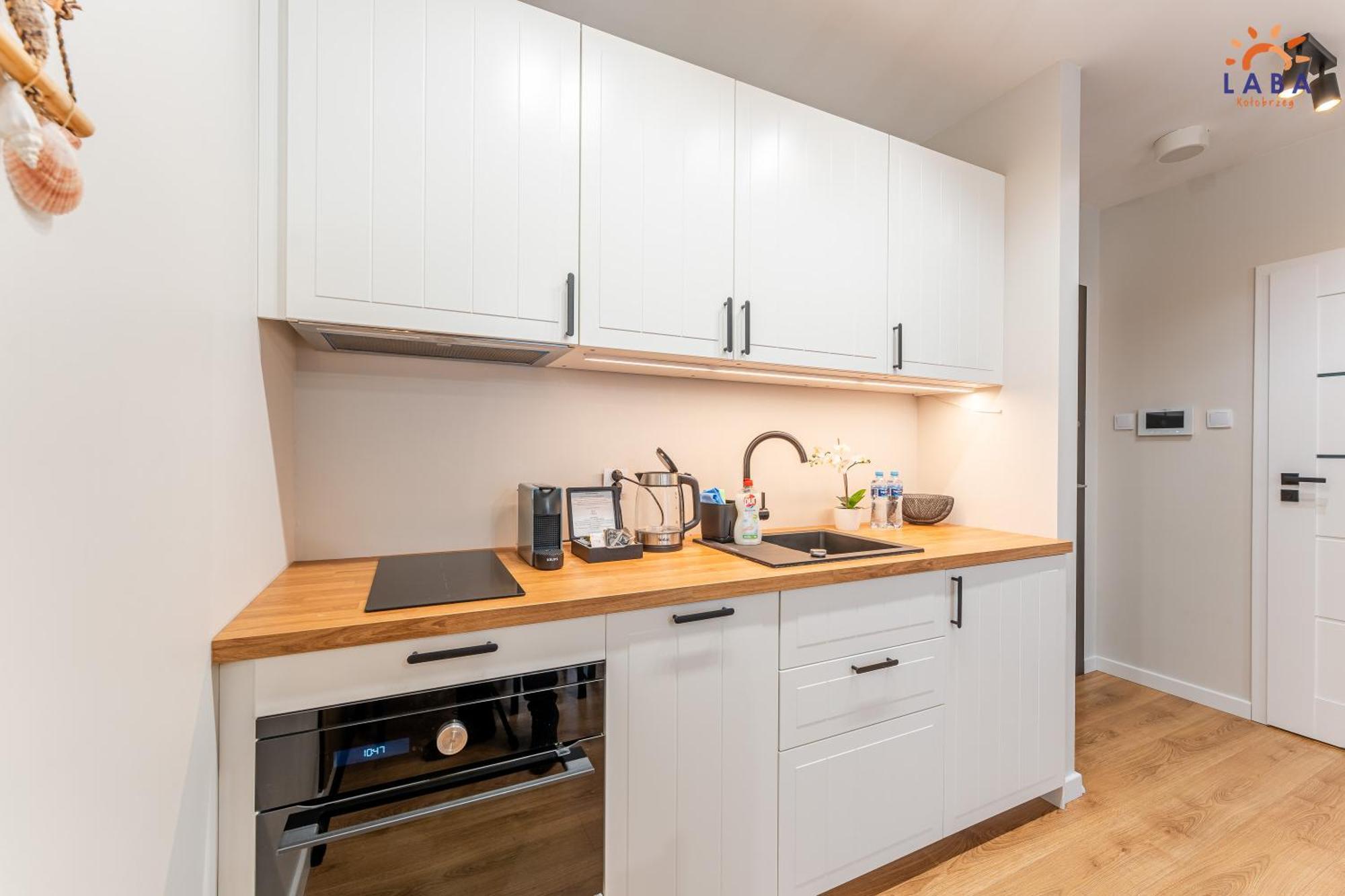 Laba Kolobrzeg Apartamenty Kollataja Z Parkingiem Exterior foto